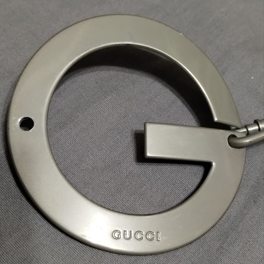 GUCCI BELT ~ BLACK LEATHER WITH SILVER "G" BUCKLE - Picture 11 of 16